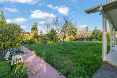 393 Covington Rd, Los Altos, CA 94024 - Photo 33