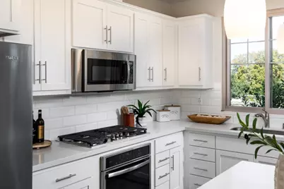 83 Fairchild Dr, Mountain View, CA 94043 - Photo 9