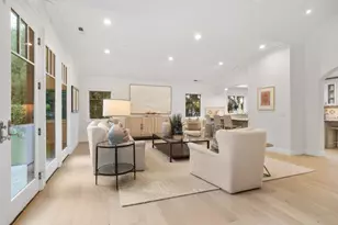 2260 Summit Dr, Hillsborough, CA 94010 - Photo 7