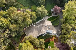 2260 Summit Dr, Hillsborough, CA 94010 - Photo 65