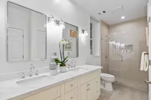 2260 Summit Dr, Hillsborough, CA 94010 - Photo 37