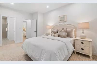 2260 Summit Dr, Hillsborough, CA 94010 - Photo 31