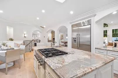 2260 Summit Dr, Hillsborough, CA 94010 - Photo 11