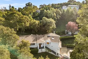 2260 Summit Dr, Hillsborough, CA 94010 - Photo 67