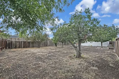 380 Meadow Ln, San Jose, CA 95127 - Photo 5