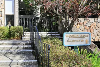 4 Mansion Ct 00721, Menlo Park, CA 94025 - Photo 1