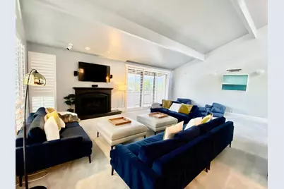 4 Mansion Ct 00721, Menlo Park, CA 94025 - Photo 19