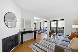 26 4th St 9, Los Altos, CA 94022 - Photo 3