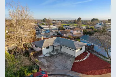 390 Valmy St, Milpitas, CA 95035 - Photo 37