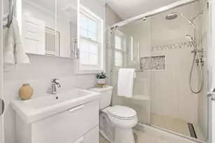 1010 Springfield Dr, Campbell, CA 95008 - Photo 29