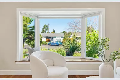 1010 Springfield Dr, Campbell, CA 95008 - Photo 3