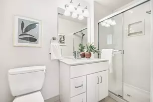 1010 Springfield Dr, Campbell, CA 95008 - Photo 25