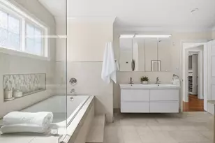 1010 Springfield Dr, Campbell, CA 95008 - Photo 35