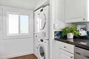 302 Laurel St, Santa Cruz, CA 95060 - Photo 15