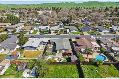 1899 Queens Rd, Concord, CA 94519 - Photo 15