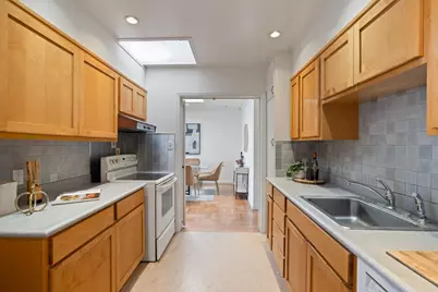 665 27th St, San Francisco, CA 94131 - Photo 9