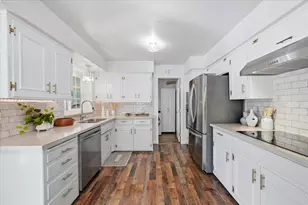 1570 Hillsdale Ave, San Jose, CA 95118 - Photo 11