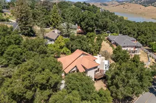 17710 Holiday Dr, Morgan Hill, CA 95037 - Photo 51