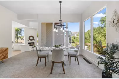 17710 Holiday Dr, Morgan Hill, CA 95037 - Photo 15