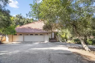 17710 Holiday Dr, Morgan Hill, CA 95037 - Photo 3