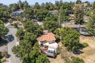 17710 Holiday Dr, Morgan Hill, CA 95037 - Photo 45