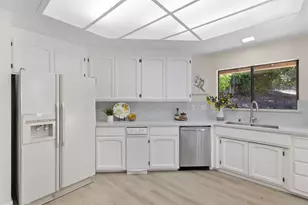 17710 Holiday Dr, Morgan Hill, CA 95037 - Photo 21