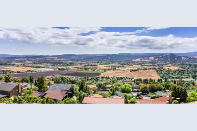 17710 Holiday Dr, Morgan Hill, CA 95037 - Photo 57