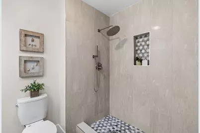 17710 Holiday Dr, Morgan Hill, CA 95037 - Photo 31
