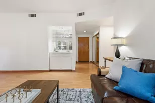 1110 Bayswater Ave 106, Burlingame, CA 94010 - Photo 21