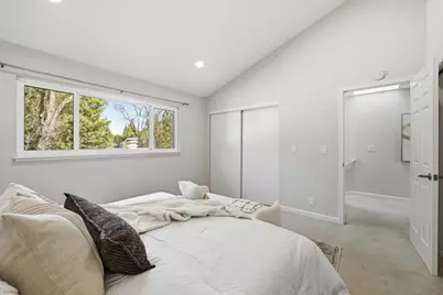 751 W Middlefield Rd C, Mountain View, CA 94043 - Photo 17