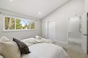 751 W Middlefield Rd C, Mountain View, CA 94043 - Photo 17