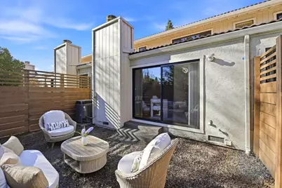 751 W Middlefield Rd C, Mountain View, CA 94043 - Photo 13