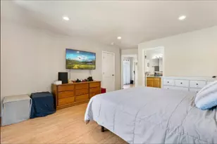 2241 Lindaire Ave, San Jose, CA 95128 - Photo 11