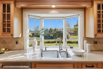 20483 Glen Brae Dr, Saratoga, CA 95070 - Photo 11