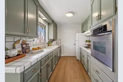 836 Bauer Ct, San Carlos, CA 94070 - Photo 13