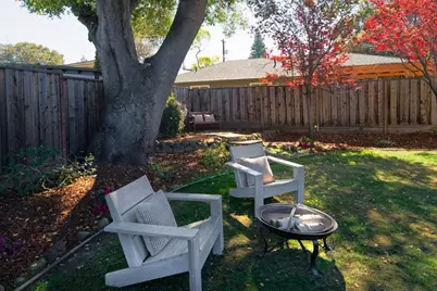 429 Concord Dr, Menlo Park, CA 94025 - Photo 27