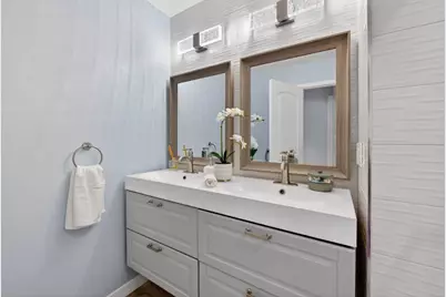 6221 Glider Dr, San Jose, CA 95123 - Photo 17