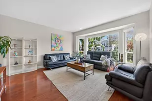 6221 Glider Dr, San Jose, CA 95123 - Photo 9