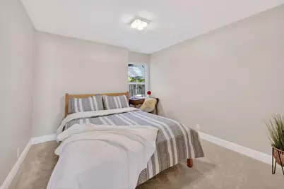 6221 Glider Dr, San Jose, CA 95123 - Photo 17