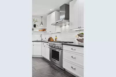 2270 30th Ave, San Francisco, CA 94116 - Photo 13