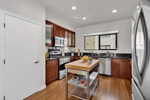 701 Zephyr Dr, Oakland, CA 94607 - Photo 15