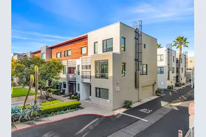 701 Zephyr Dr, Oakland, CA 94607 - Photo 51