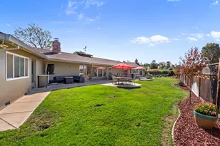 60 Dots Cir, Hollister, CA 95023 - Photo 43