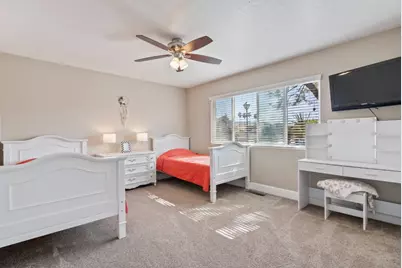 60 Dots Cir, Hollister, CA 95023 - Photo 25