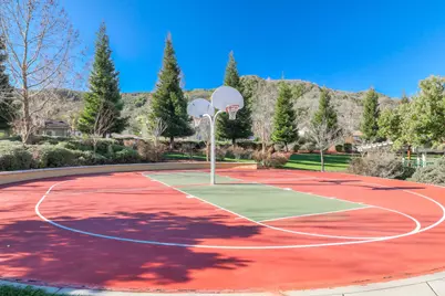 7071 Eagle Ridge Dr, Gilroy, CA 95020 - Photo 71