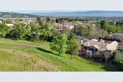 7071 Eagle Ridge Dr, Gilroy, CA 95020 - Photo 59