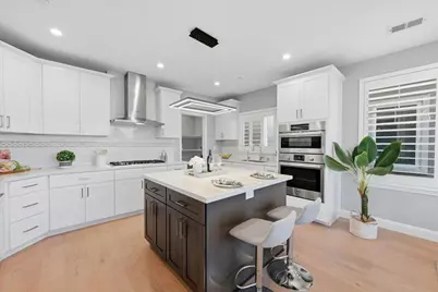 1325 Araujo Street, San Jose, CA 95131 - Photo 9