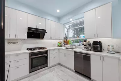 708 Raineer Ct, San Leandro, CA 94577 - Photo 5