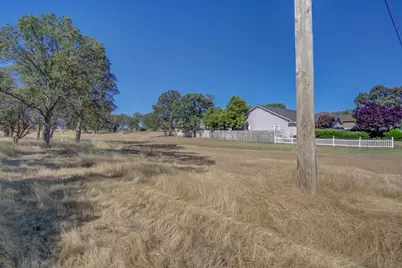 19709 Sweet Brier Pl, Cottonwood, CA 96022 - Photo 11