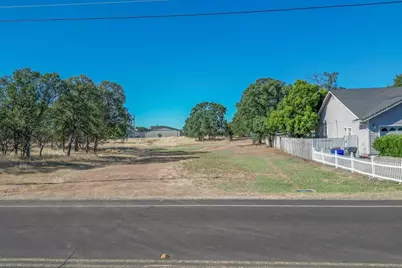 19709 Sweet Brier Pl, Cottonwood, CA 96022 - Photo 5